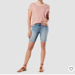 🍄Denizen Levis Bermuda Shorts